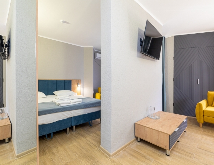 Люкс 2-местный 2-комнатный евро люкс "Бриз" - Санаторий «МВО-Сухум»