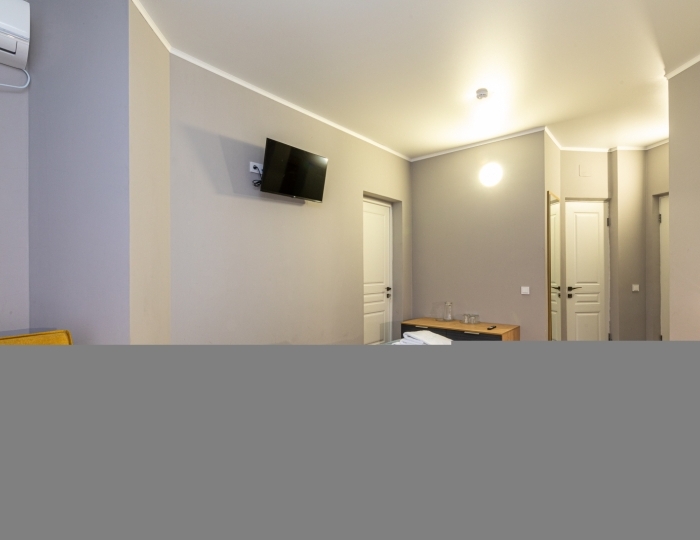 Полулюкс 4-местный 2-комнатный евро полулюкс "Бриз" - Санаторий «МВО-Сухум»