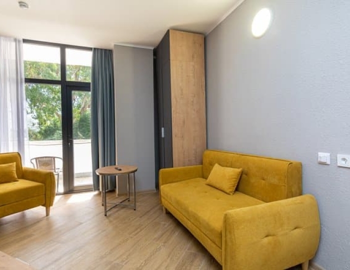 Полулюкс 2-местный 2-комнатный евро полулюкс "Бриз" - Санаторий «МВО-Сухум»